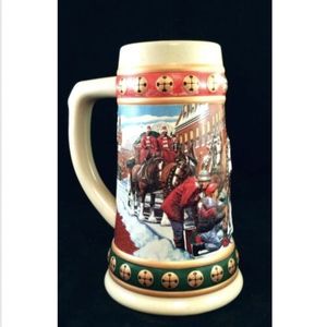 Budweiser Holiday Christmas 3D Beer Stein Mug 7" T Hometown Holiday  *